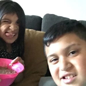 Meet your Posher, Ezrah and niah